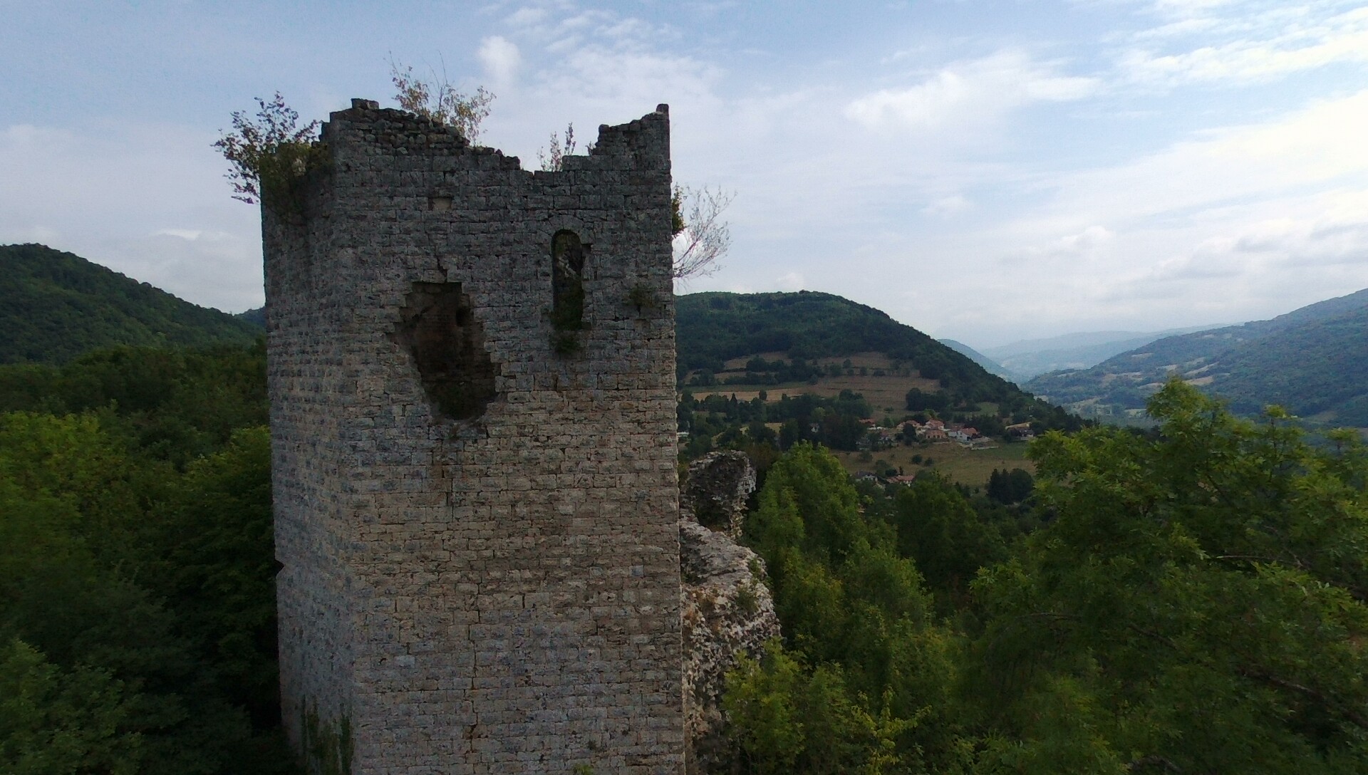 Château de Clermont (Isère) Bienvenue sur PicsParadise